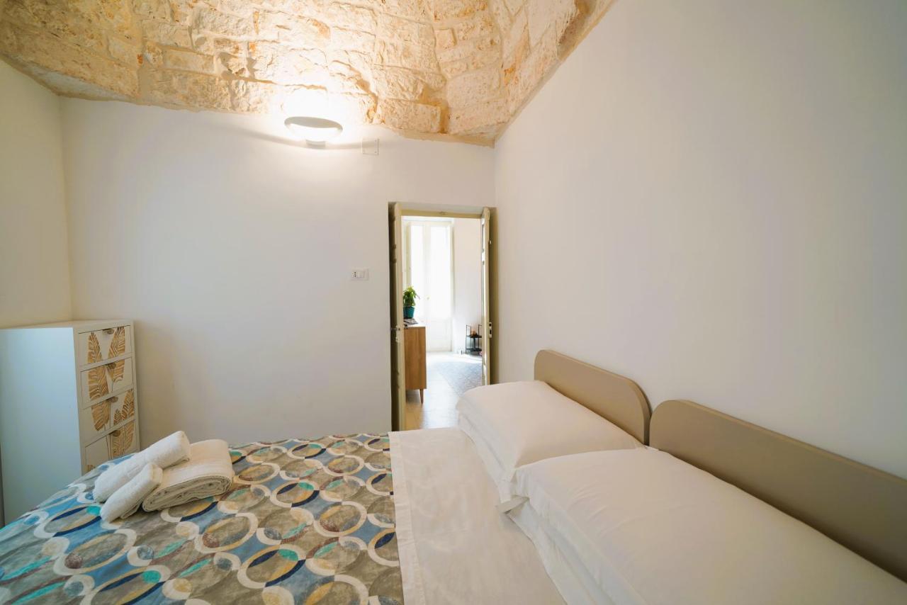 Domus Lapis - Con Terrazza Panoramica Villa ออสตูนี ภายนอก รูปภาพ