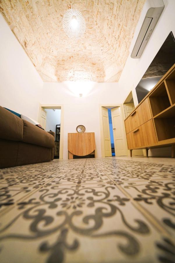 Domus Lapis - Con Terrazza Panoramica Villa ออสตูนี ภายนอก รูปภาพ