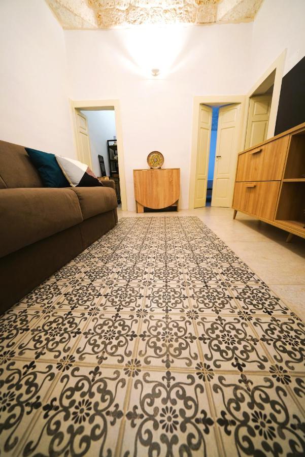 Domus Lapis - Con Terrazza Panoramica Villa ออสตูนี ภายนอก รูปภาพ