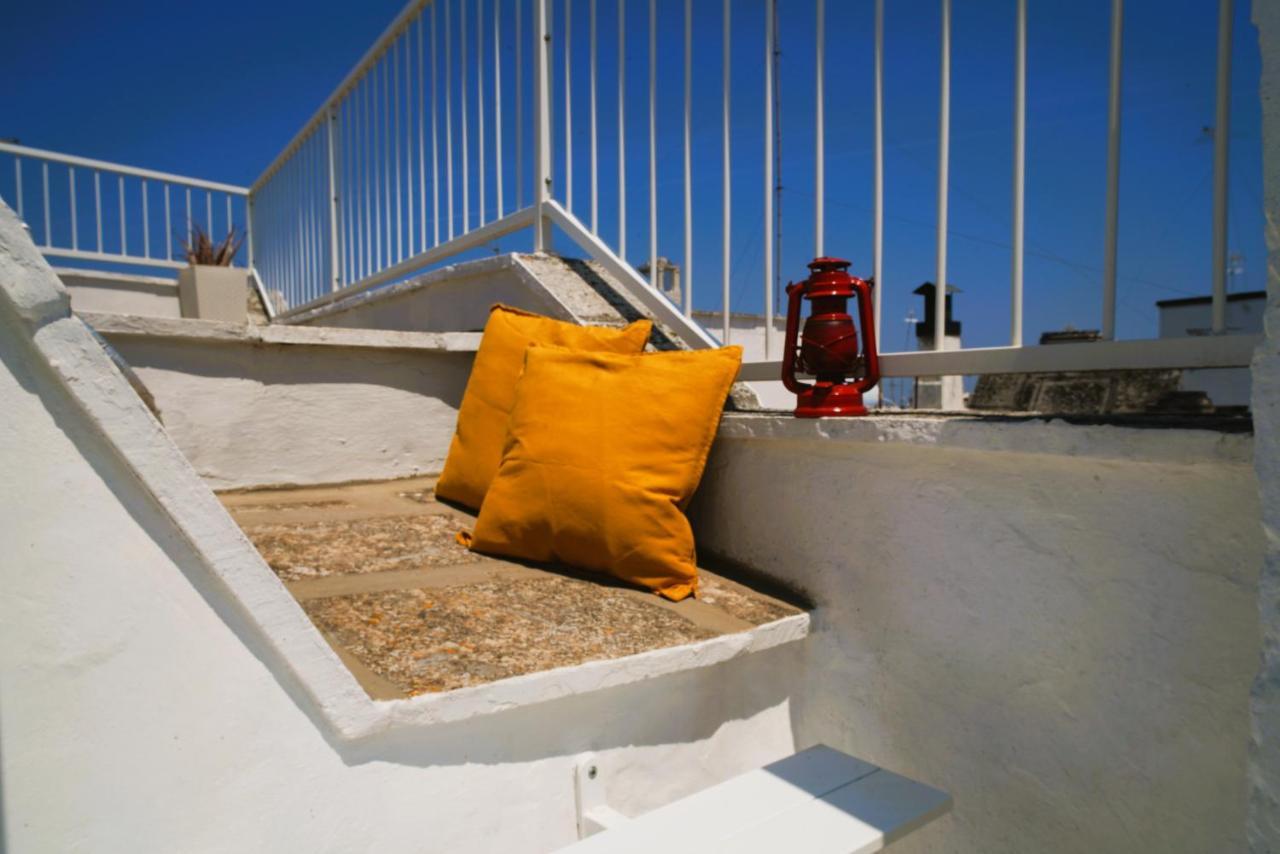 Domus Lapis - Con Terrazza Panoramica Villa ออสตูนี ภายนอก รูปภาพ